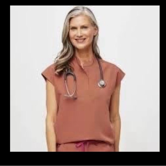 🍂 Figs Women's Terracotta XL Rafaela Top & 2X Zamora Jogger Scrub w Pink Tie Set - Picture 7 of 7